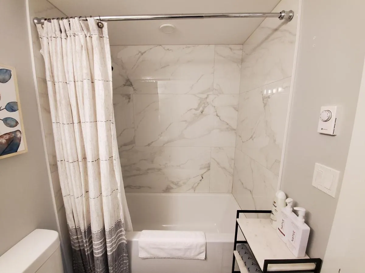 Contemporary Suite With Free-Parking Victoria Vakantiehuis